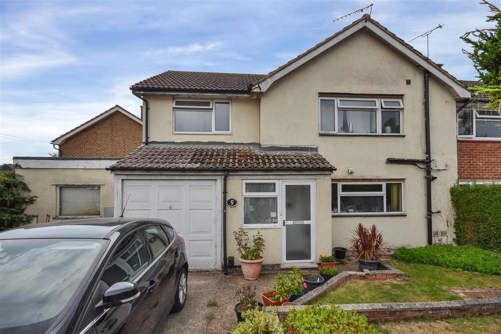 Malkin Avenue, Radcliffe On Trent, Nottingham 3 bed townhouse £210,000