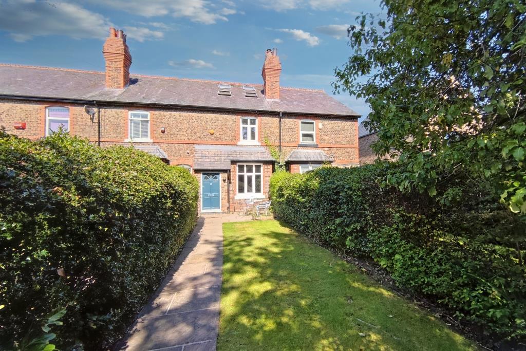 Knutsford View, Hale Barns 2 bed terraced house £1,500 pcm (£346 pw)