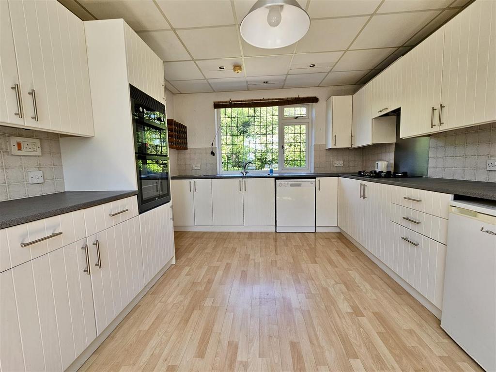 Dining  kitchen