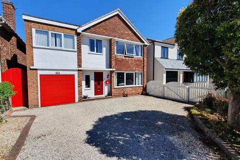 27 Abbey Road, Bingham, Nottingham, NG13 8EE