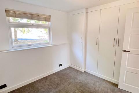 2 bedroom flat to rent - Beeching Close, Harpenden
