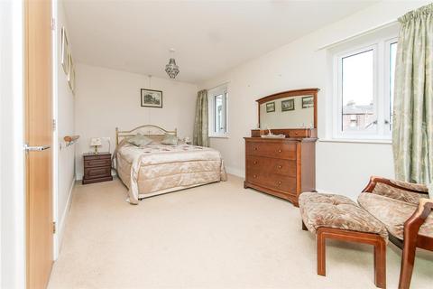 1 bedroom apartment for sale - Booth Court, Handford Road, Ipswich