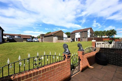18 Grampian Drive, Peterlee, SR8 2NT
