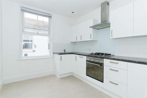 3 bedroom flat for sale, Rowlands Road, Worthing