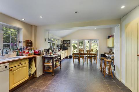 34 Kersey Drive, South Croydon, CR2 8SX