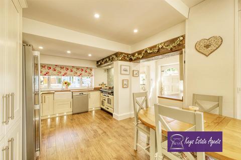 12 Earls Road, Stoke-on-trent, ST4 8DG