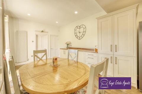 12 Earls Road, Stoke-on-trent, ST4 8DG