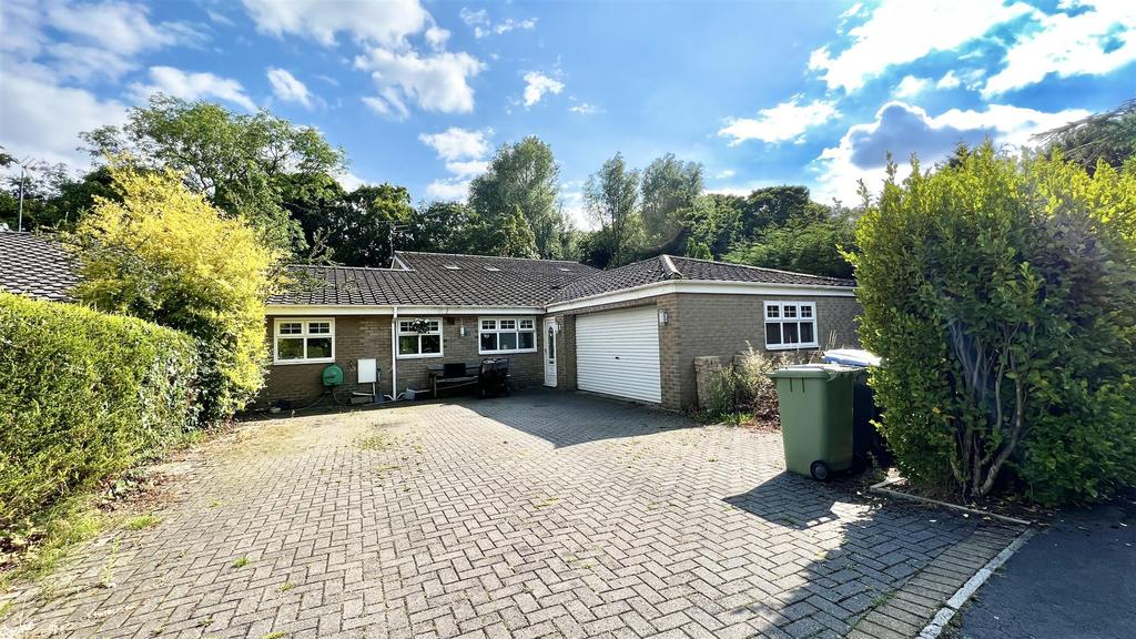 Lorimers Close, Peterlee 4 bed detached bungalow £400,000