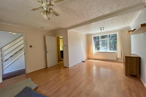 5 Woburn Gate, Northampton, NN3 5ED