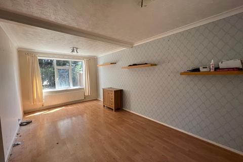 5 Woburn Gate, Northampton, NN3 5ED