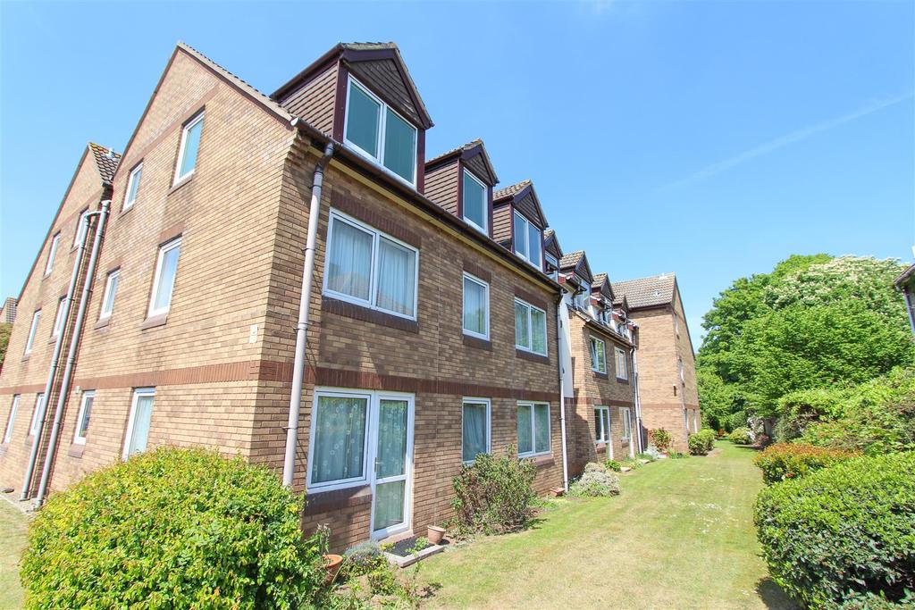 Bath Road, Keynsham, Bristol 2 bed retirement property £165,000