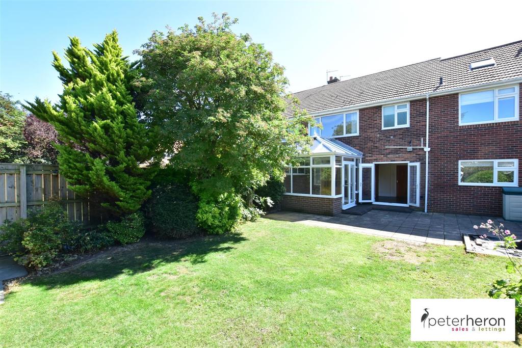 Weardale Avenue, South Bents, Sunderland 5 bed semidetached house £