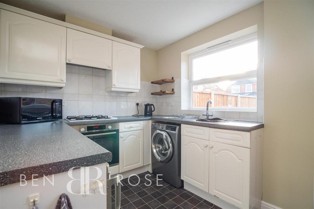 Mile Stone Meadow, Euxton, Chorley 2 bed semidetached house £795 pcm