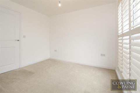 23 Broadhurst Place, Basildon, SS14 2FA