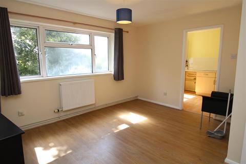 1 bedroom flat to rent - Tilton Court, Dogsthorpe, Peterborough