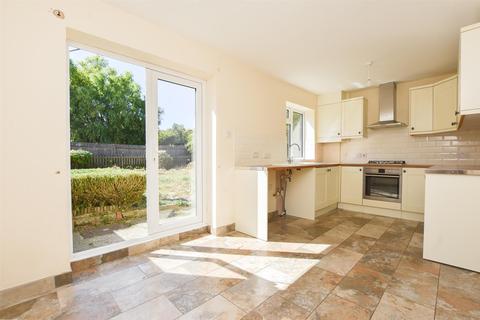 2 Eversley Road, St Leonards-on-sea, TN37 6QD