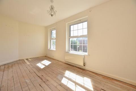 2 Eversley Road, St Leonards-on-sea, TN37 6QD