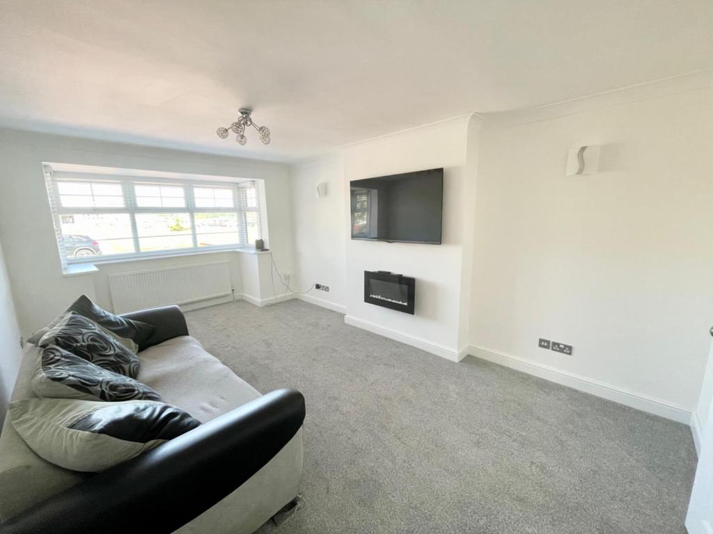 Brierton Lane, Hartlepool 3 bed semidetached house £165,000