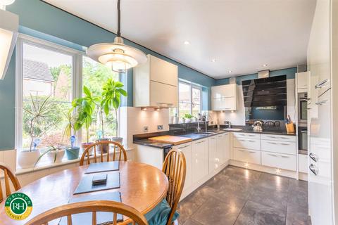 17 Beech Drive, Branton, Doncaster, DN3 3PZ
