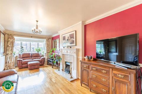 17 Beech Drive, Branton, Doncaster, DN3 3PZ