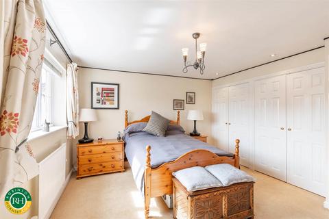 17 Beech Drive, Branton, Doncaster, DN3 3PZ