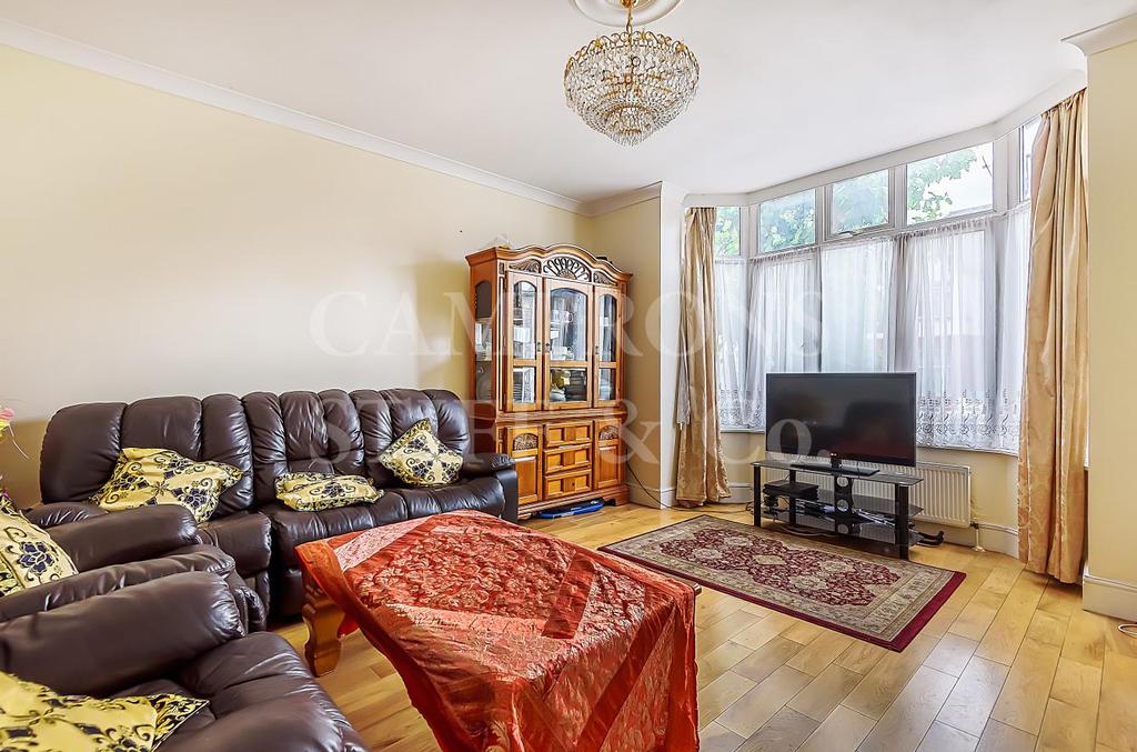 Gladstone Park Gardens, NW2 5 bed house £999,950