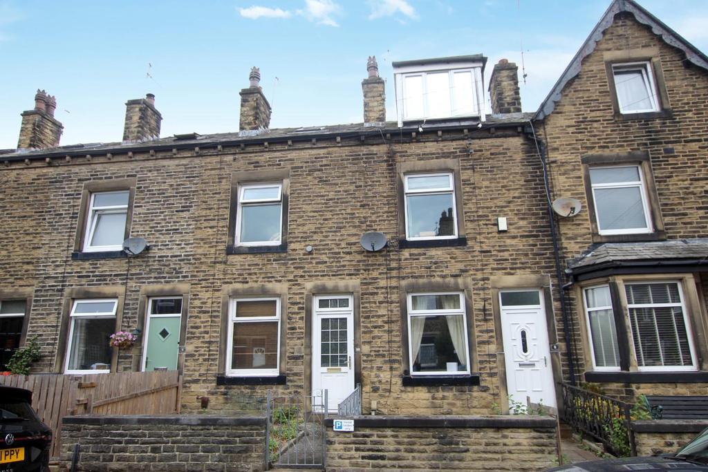 Myrtle Avenue, Bingley 4 bed house £775 pcm (£179 pw)