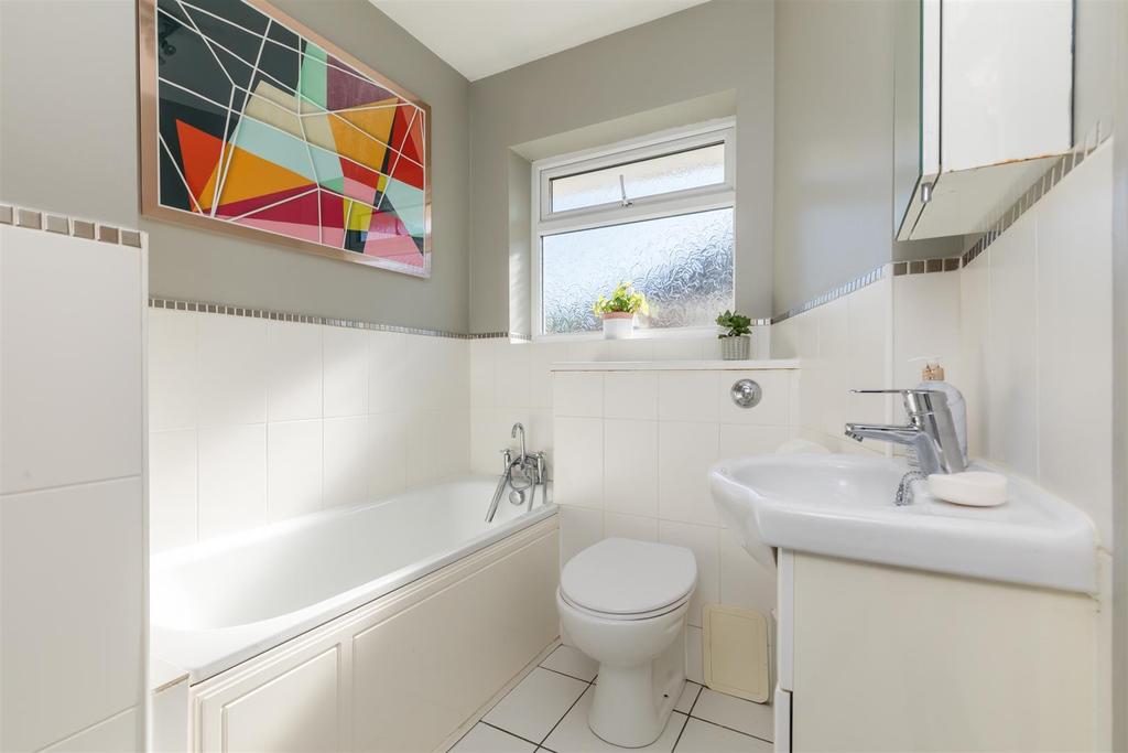 G/F Family Bathroom