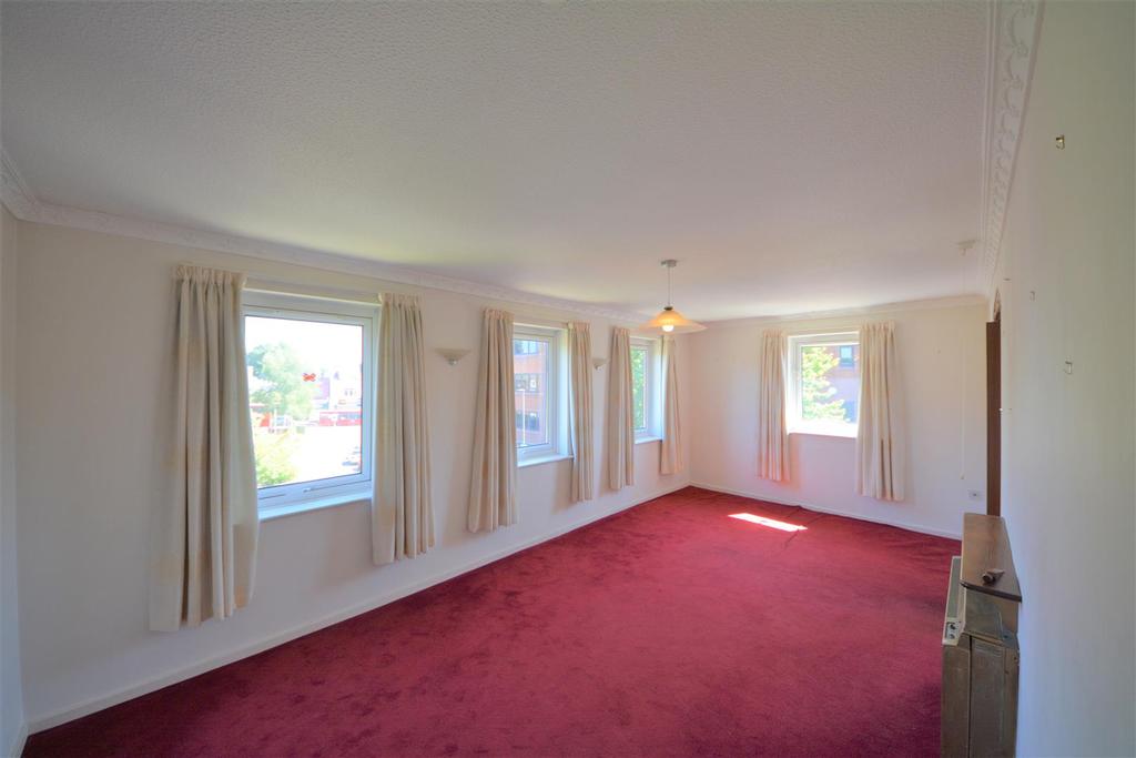 Stokes Court, East Finchley, N2 2 bed apartment £310,000
