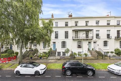 2 bedroom apartment for sale, Clarence Square, Cheltenham, Gloucestershire, GL50