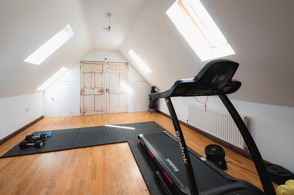 Dressing Room / Gym