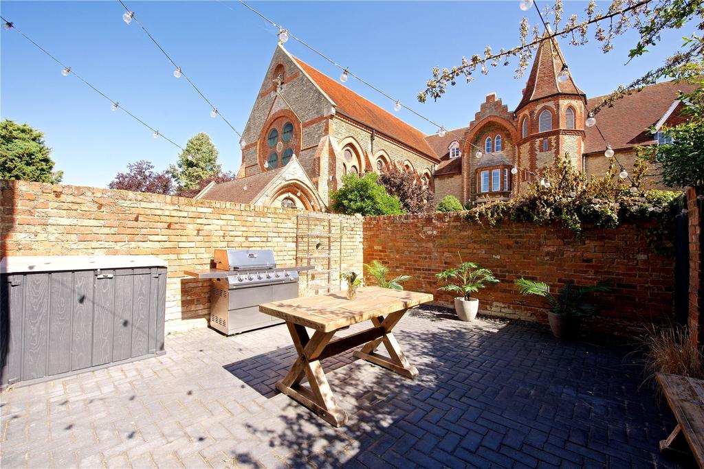 Courtyard Garden