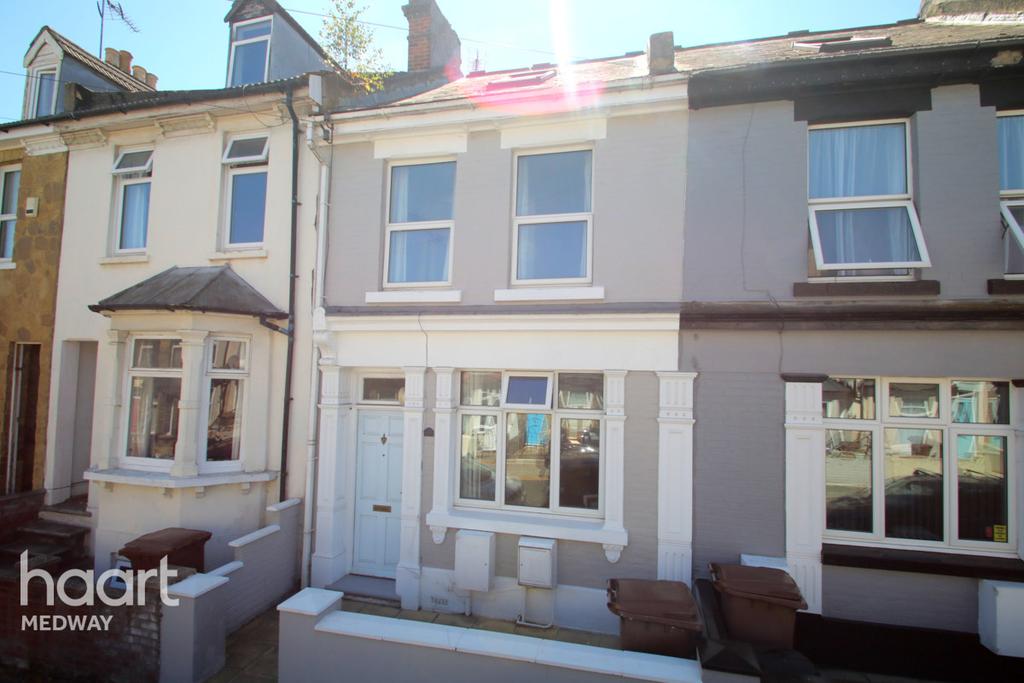 Rochester Avenue, Rochester 3 bed terraced house for sale £325,000
