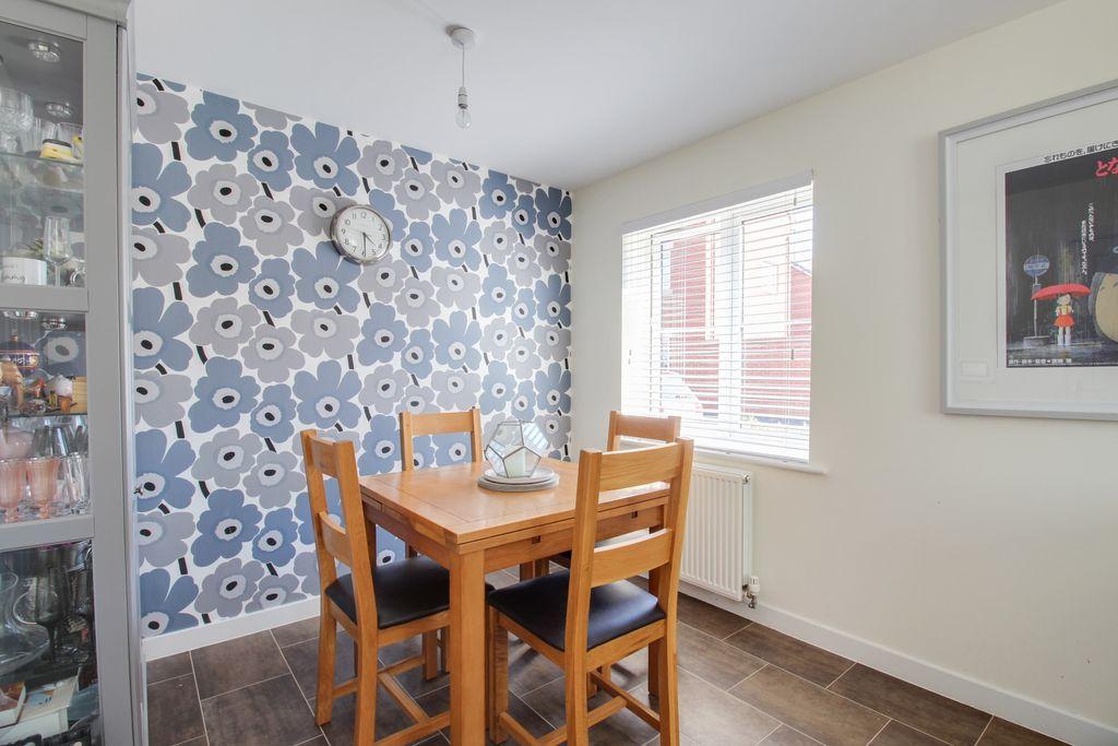 Fortuna Mead, Leighton Buzzard LU7 9SD 3 bed detached house £425,000