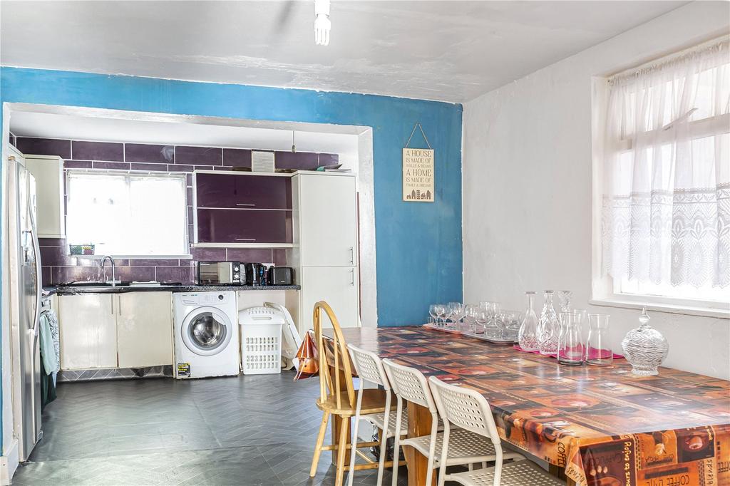 Kitchen/Reception