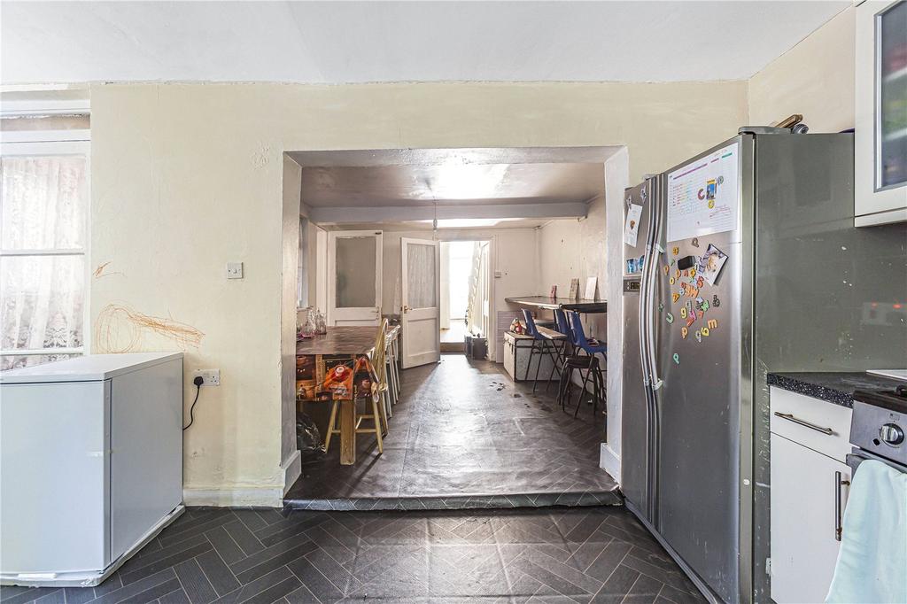 Kitchen/Reception