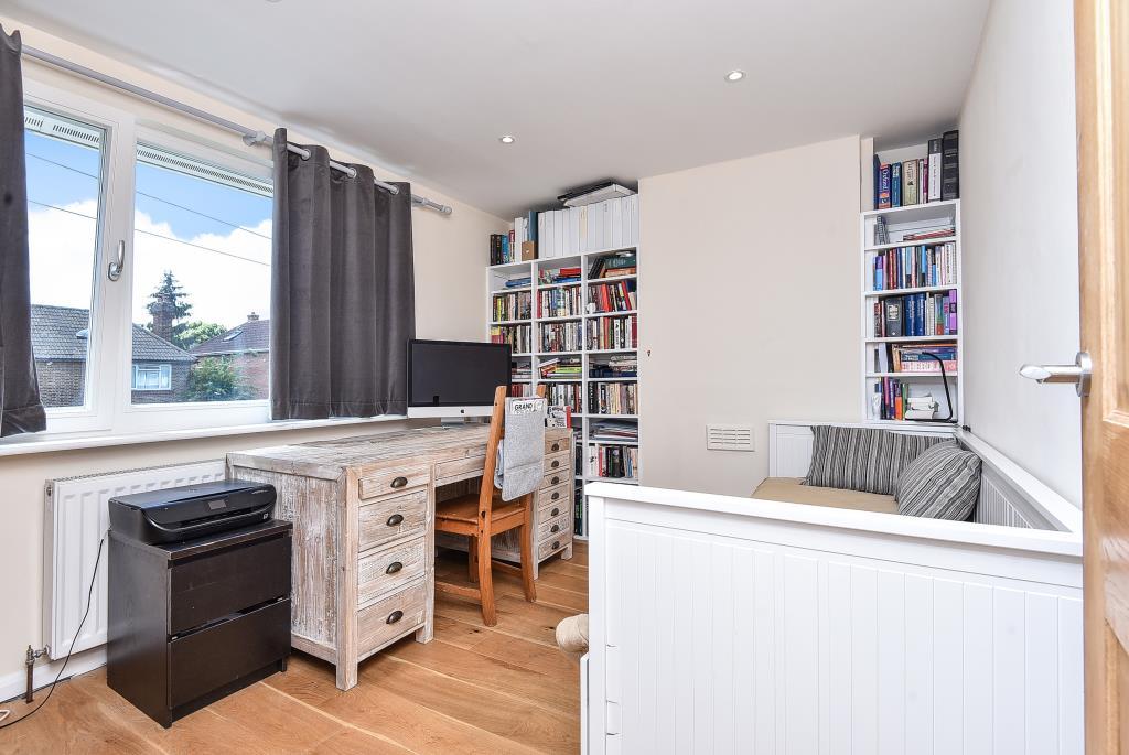 Bedroom/Office