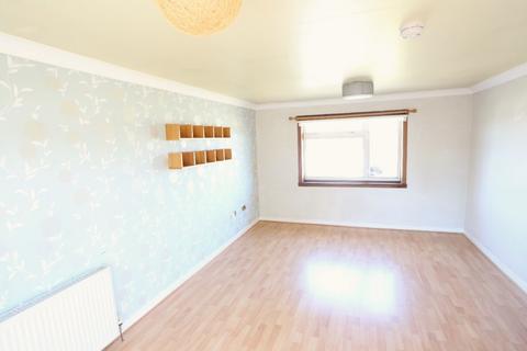 3 bedroom flat to rent, Moubray Grove, South Queensferry, Edinburgh, EH30