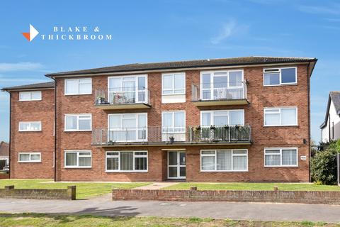 2 bedroom apartment for sale, Kings Avenue, Holland-on-Sea