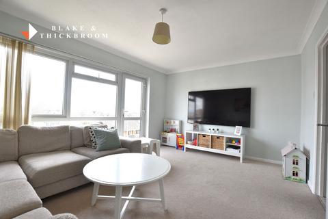 2 bedroom apartment for sale, Kings Avenue, Holland-on-Sea