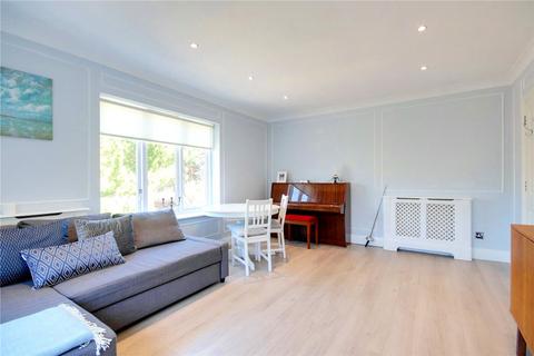 21 Village Park Close, Enfield, EN1 2SG