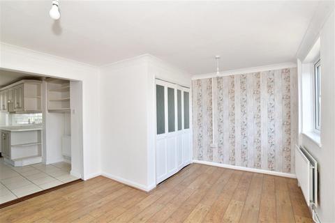 90 Harptree Drive, Chatham, ME5 0TF