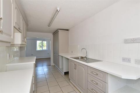 90 Harptree Drive, Chatham, ME5 0TF