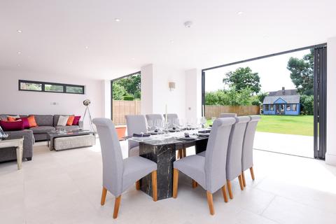 133 Thetford Road, New Malden, KT3 5DS