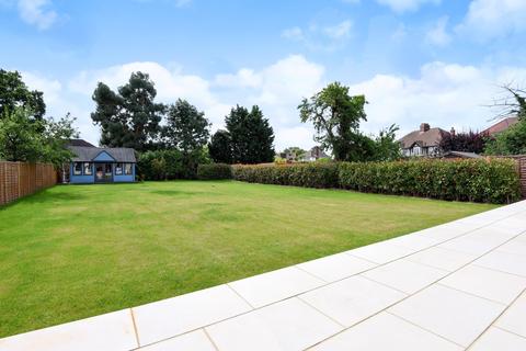 133 Thetford Road, New Malden, KT3 5DS