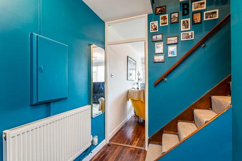 8 Corby Way, London, E3 4BS