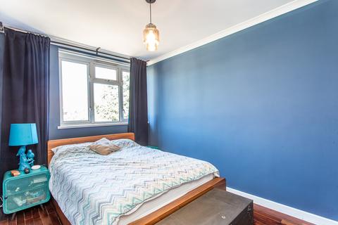 8 Corby Way, London, E3 4BS