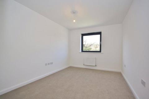 1 bedroom apartment for sale, King Edwards Court, Walnut Tree Close, Guildford, Surrey, GU1