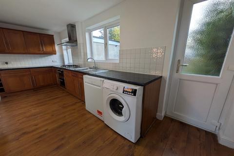 undefined, Romilay Close, Beeston, NG9 2ST