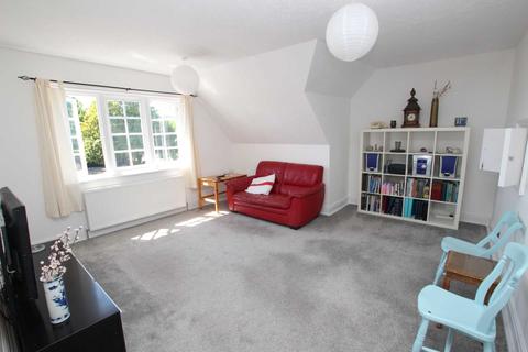 2 bedroom flat for sale - Saffrons Road, Eastbourne, BN21 1DU